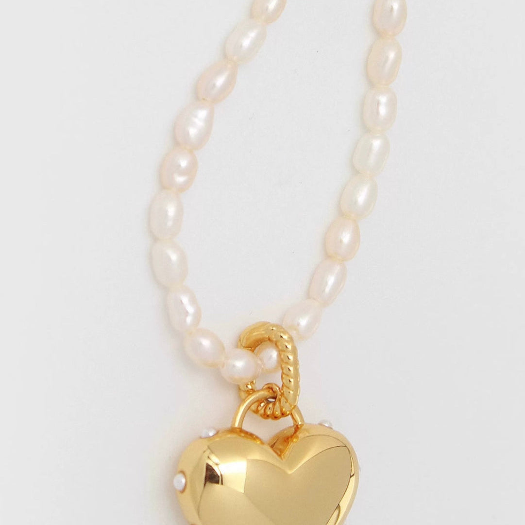 gold heart pendant pearl necklace