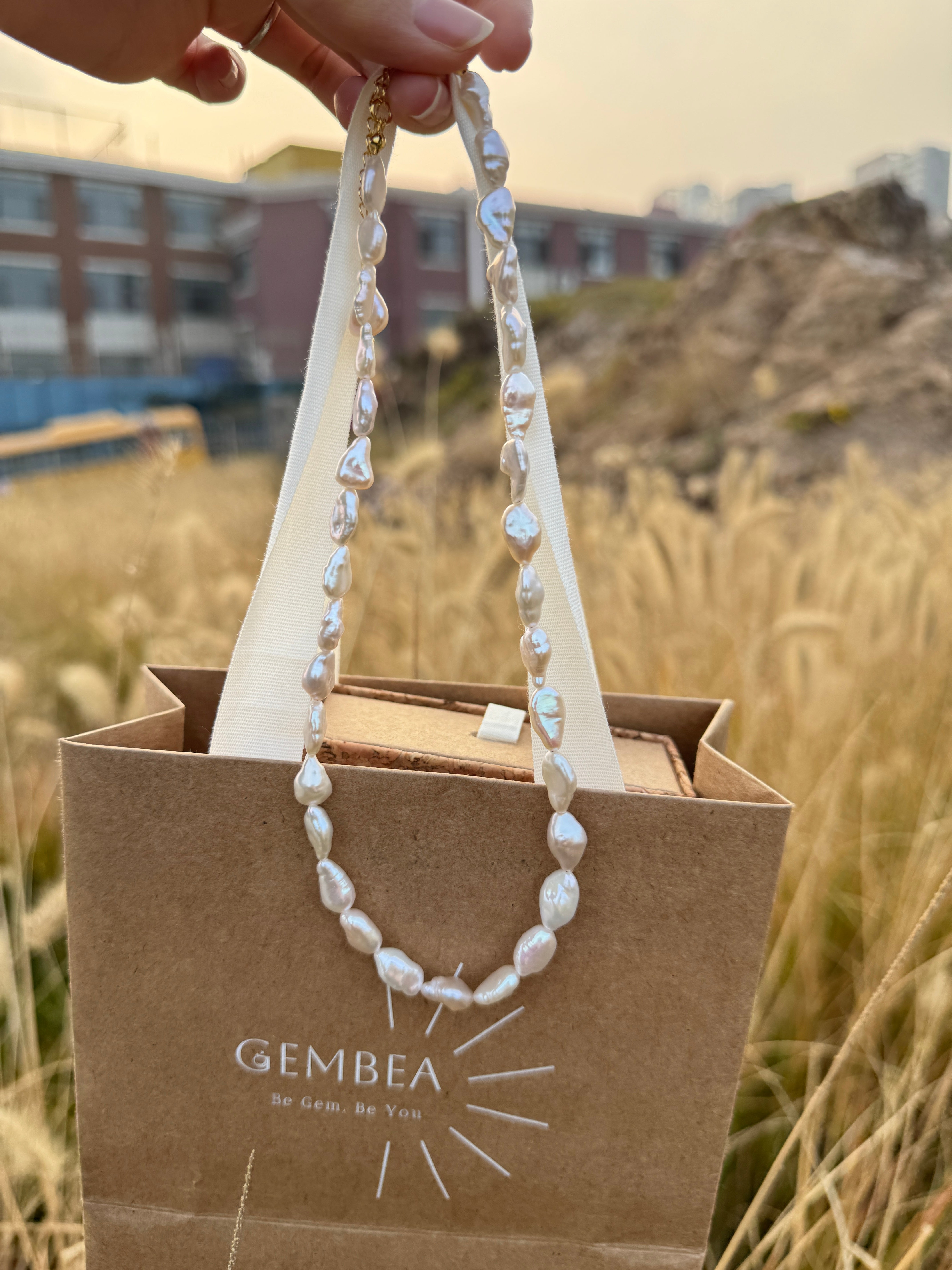 Minimalist Pearl Jewelry Styling Guide