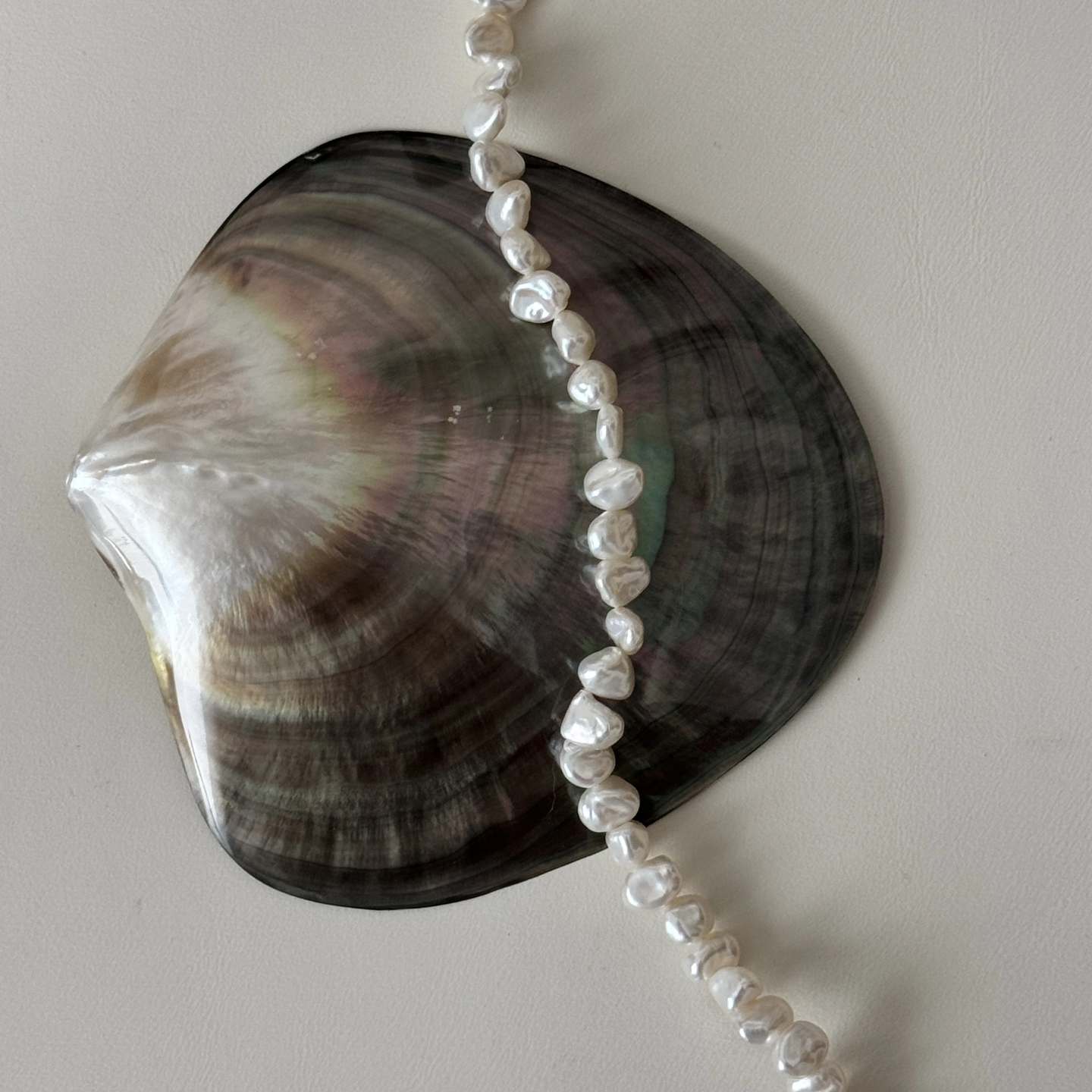 The Ultimate Guide to Natural Pearls: Why Baroque Pearls Are Redefining Modern Jewelry Beauty