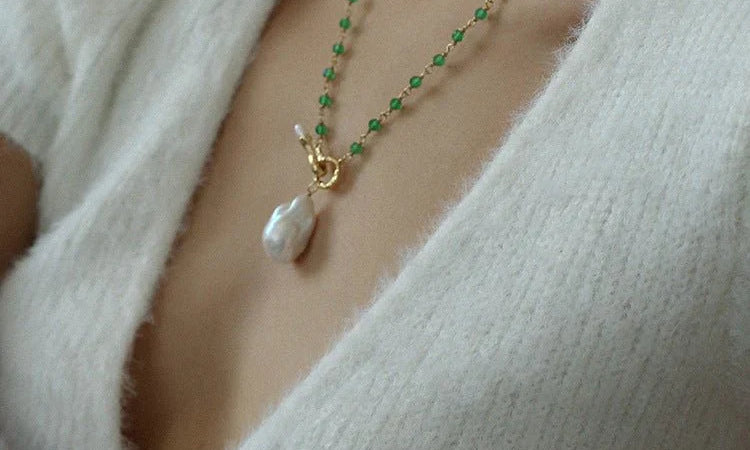 pendant necklaces