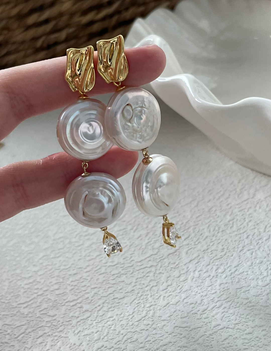 Double Round Pendant Baroque Drop Pearl Earrings