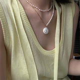 Round Baroque Pendant Chain Pearl Necklace