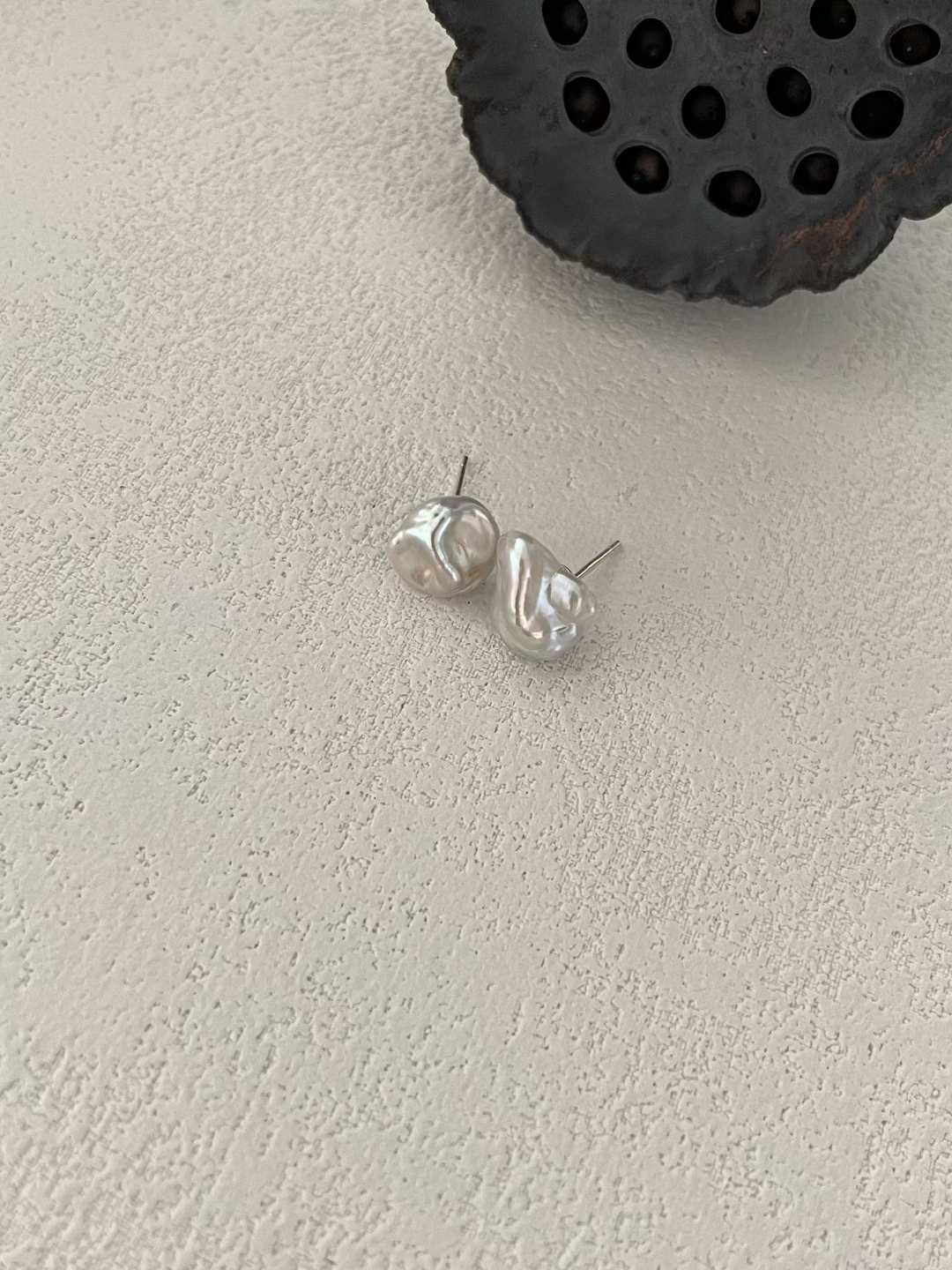 Simple Keshi Baroque Pearl Stud Earrings