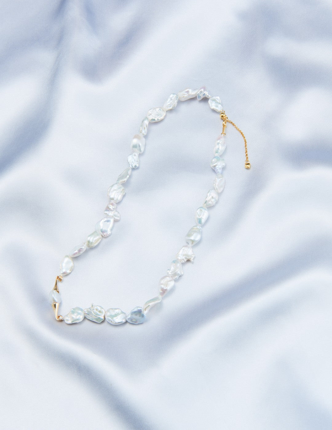 Moustache Baroque Pearl Beaded Necklace