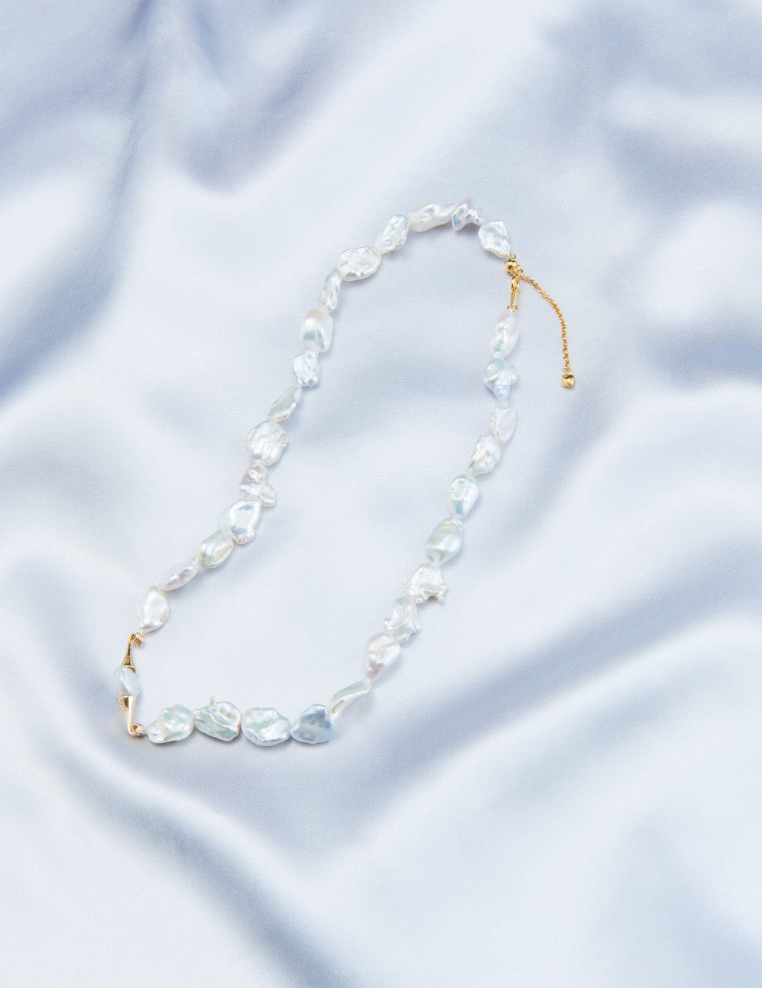 Moustache Baroque Pearl Beaded Necklace