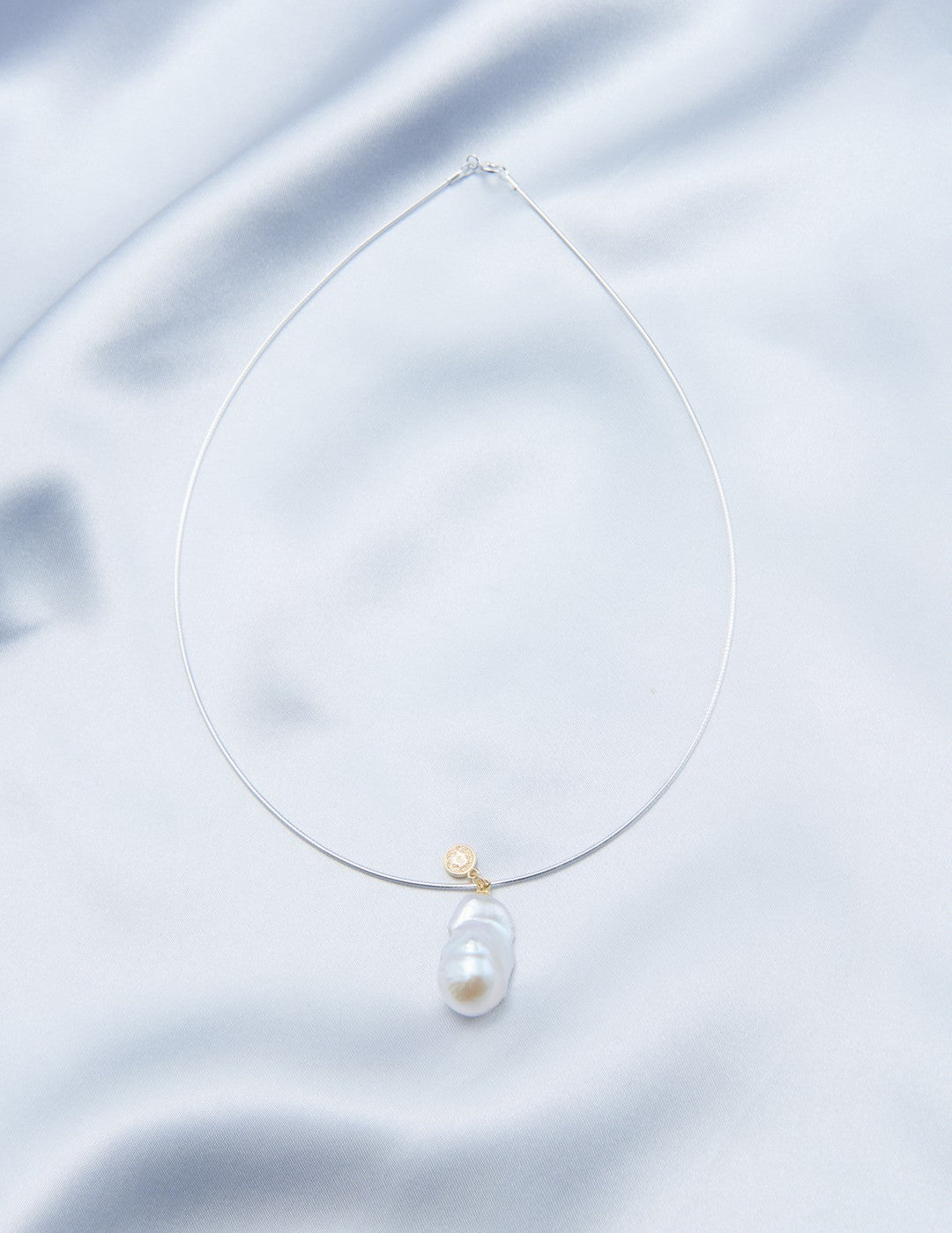 Baroque Pearl Pendant Collar Necklace