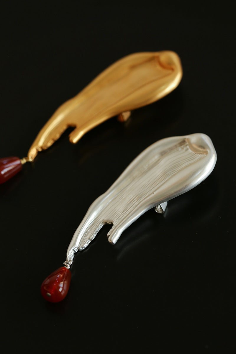 A touch of Oil Painting Red Agate Brooch gembea jewelry