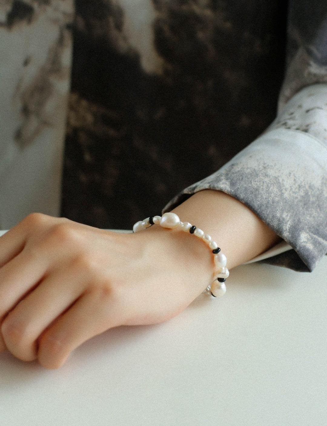 Baroque Pearl Black Agate Beaded Bracelet - Gembea Jewelry