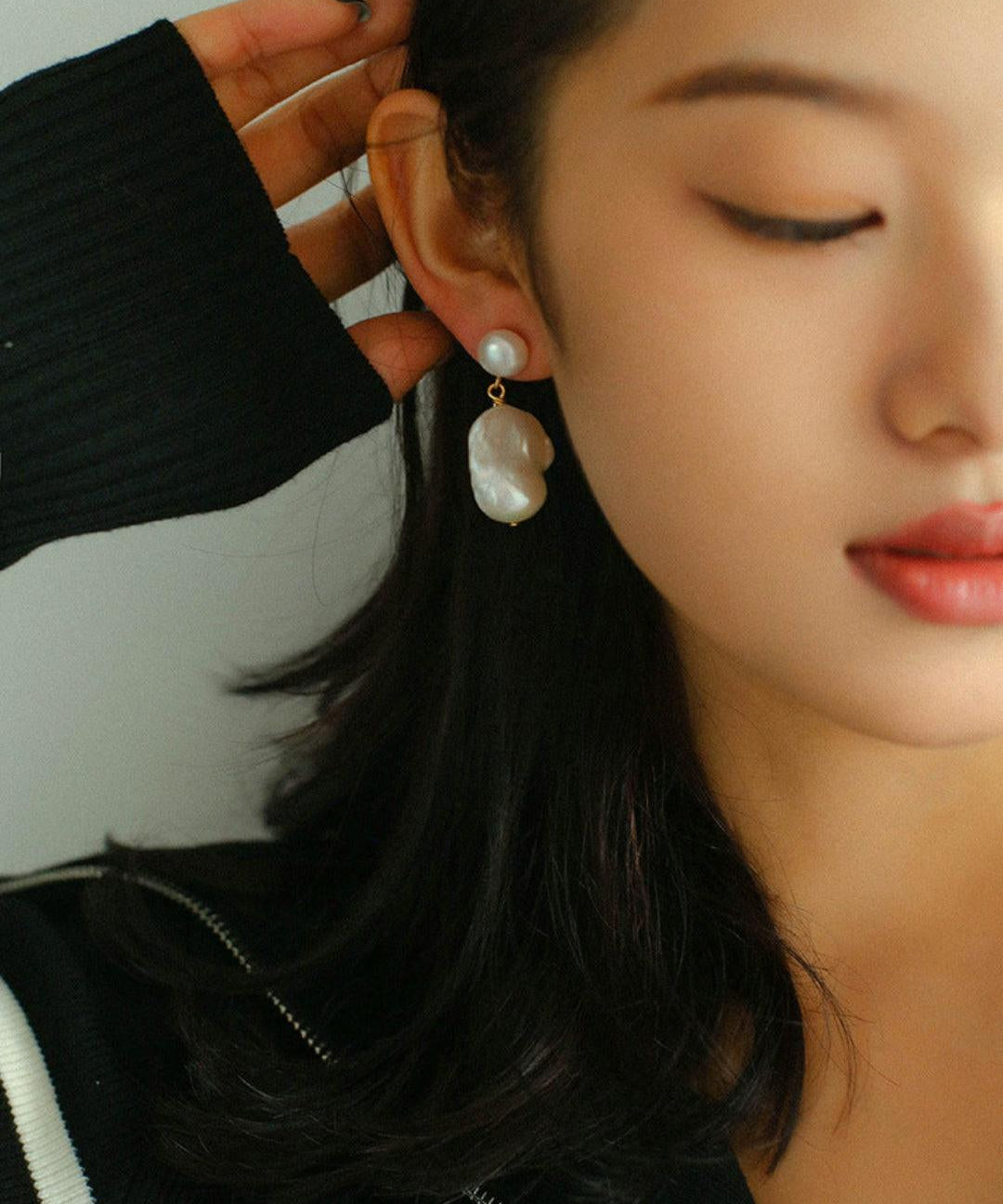 Baroque Pearl Drop Earrings - Gembea Jewelry