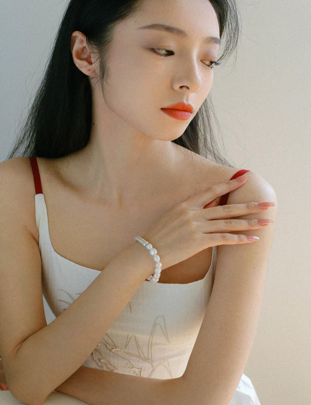 Baroque Shaped Pearl Silver Bend Elastic Bracelet - Gembea Jewelry