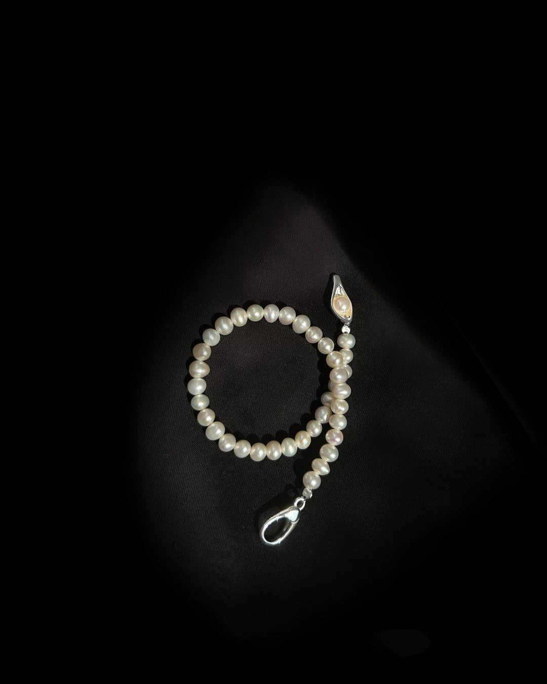 Bean Pod Freshwater Pearl Beaded Bracelet gembea jewelry