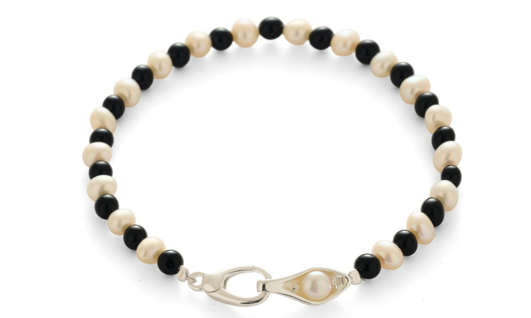 Bean Pod Black Agate Pearl Beaded Bracelet gembea jewelry