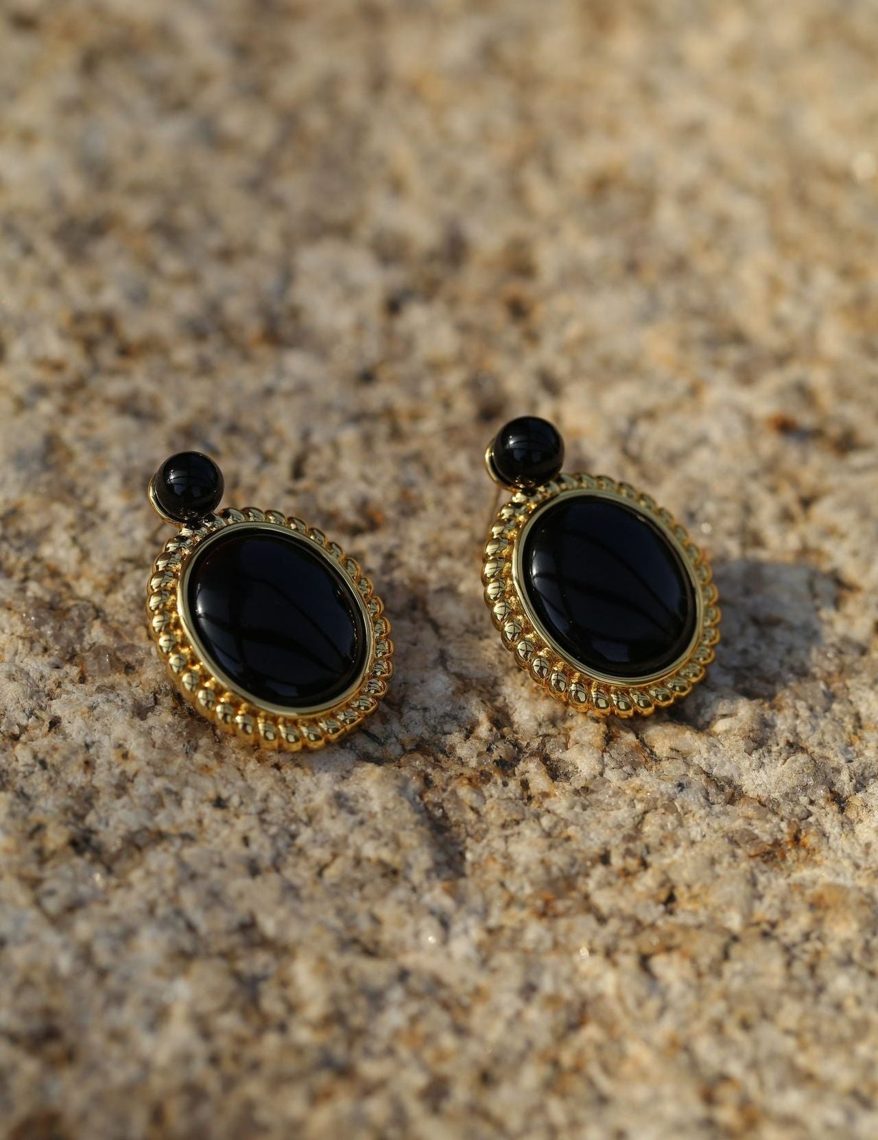 Black Agate Mirror Gemstone Stud Earrings gembea jewelry