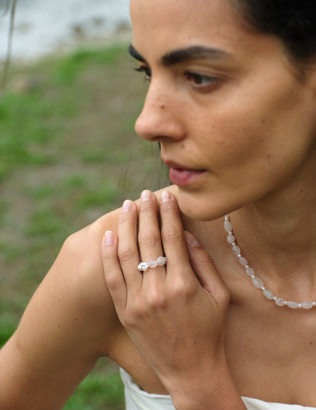 Blush Petal Irregular Rose Quartz Pearl Ring gembea jewelry