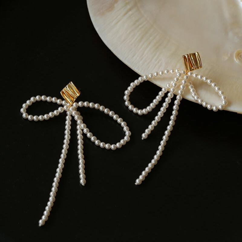 Bow Dance Metal Lava Long Pearl Earrings gembea jewelry