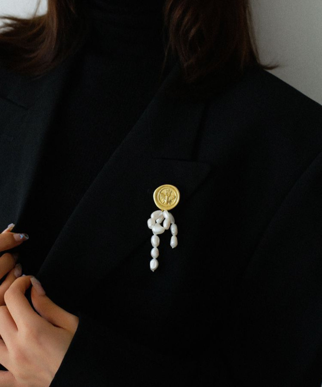Brushed Metal Bee Pearl Brooch gembea jewelry