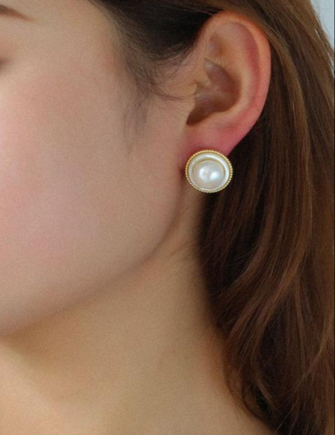 Button Freshwater Pearl Stud Earrings - Gembea Jewelry