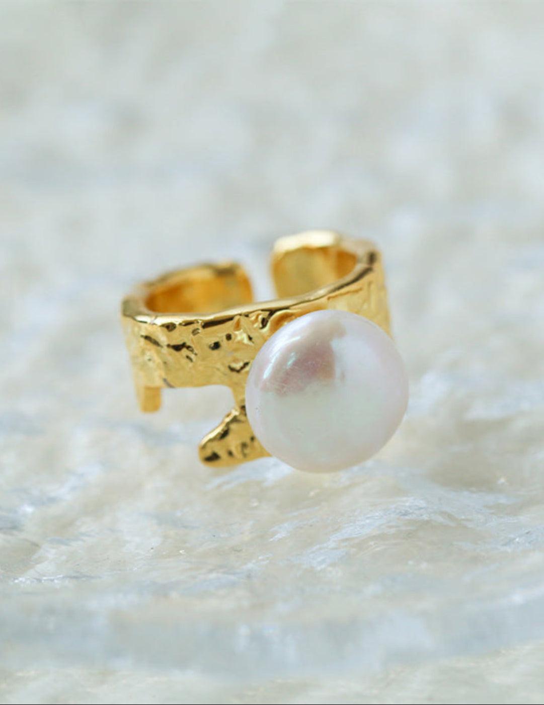 Button Shaped Baroque Pearl Ring - Gembea Jewelry