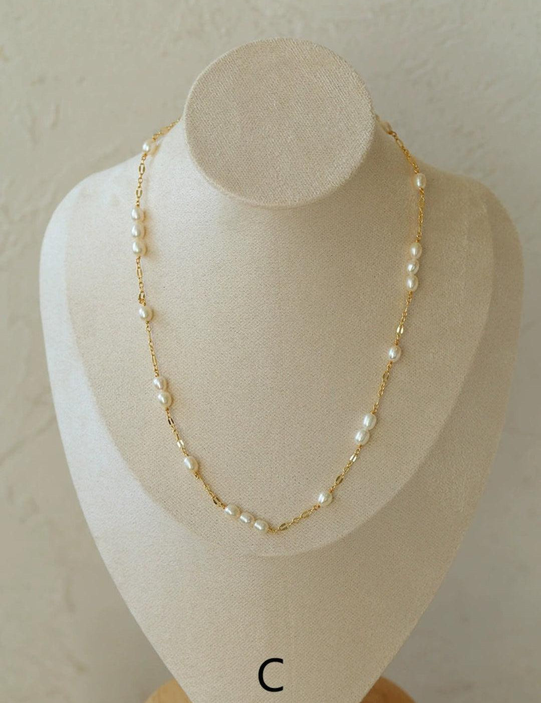 Overlay Natural Pearl Pendant Necklace - Gembea Jewelry
