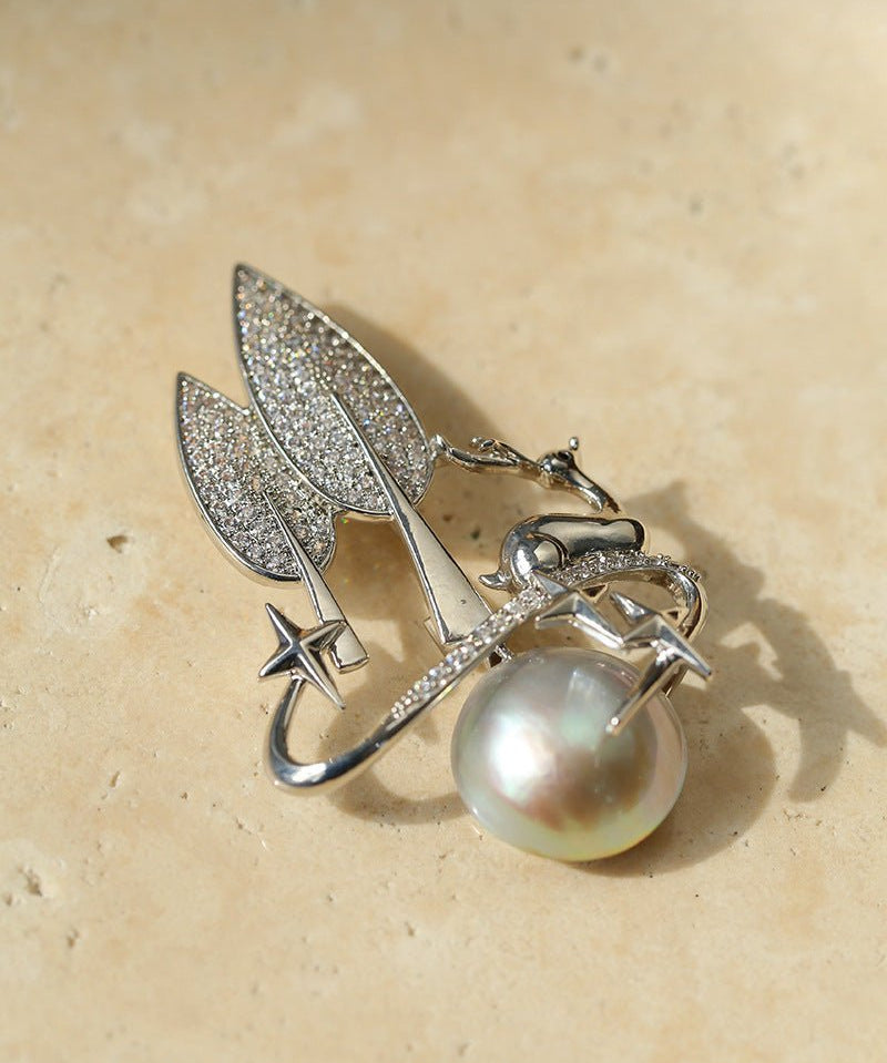 Christmas Deer Mabe Pearl Brooch gembea jewelry