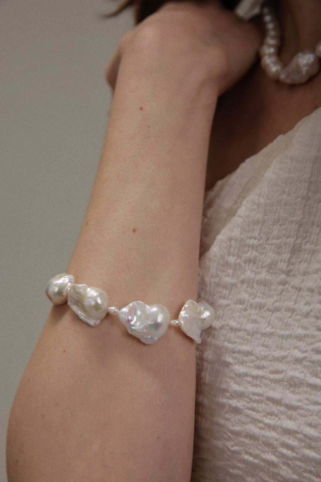 Gembea Jewelry Baroque Pearl Beaded Bracelet