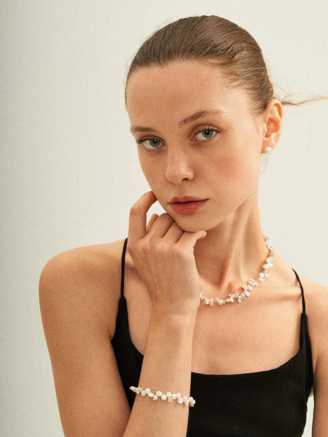 Classic Petal Baroque Pearl Bracelet - Gembea Jewelry