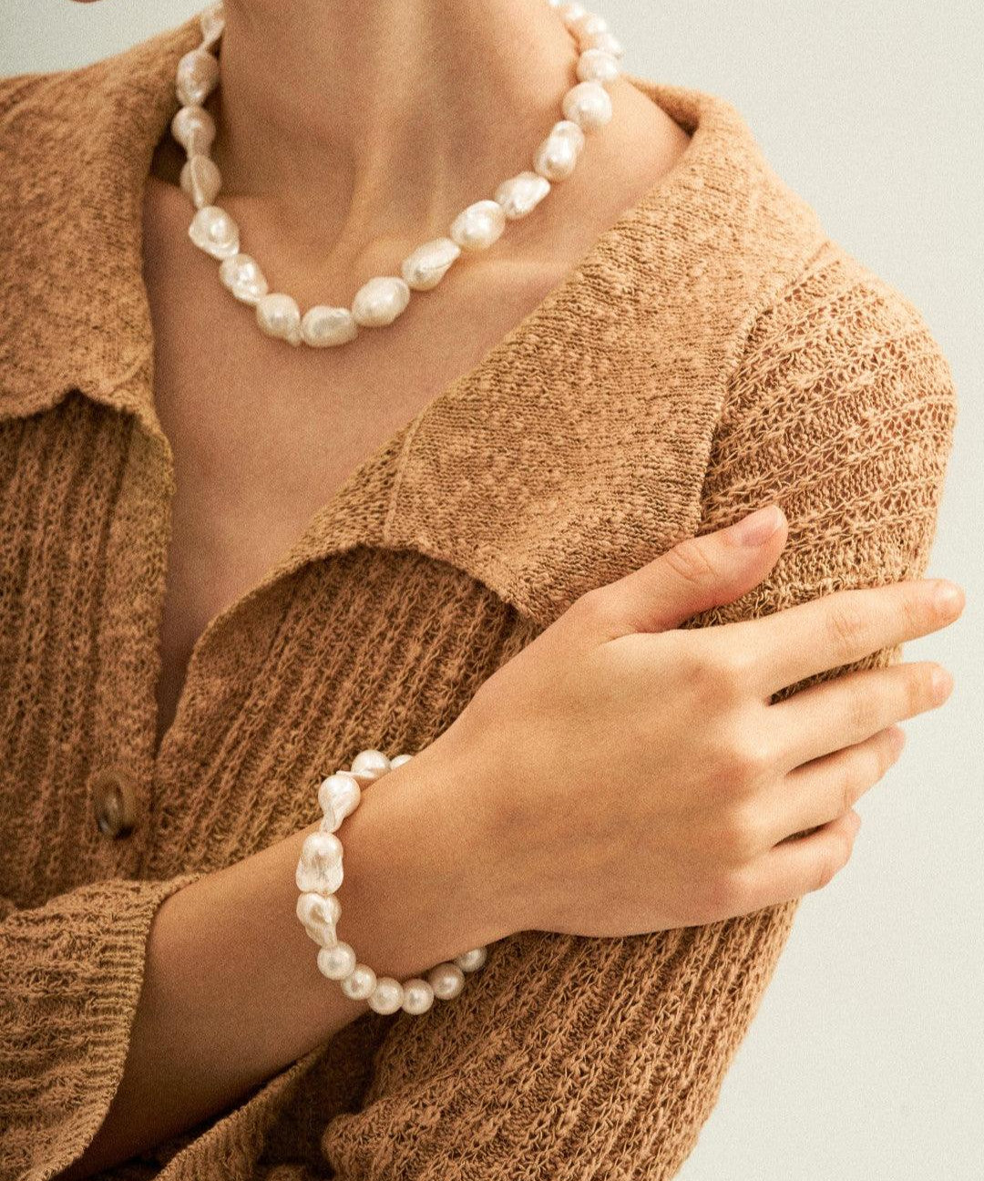 Classical Baroque Pearl Beaded Bracelets - Gembea Jewelry