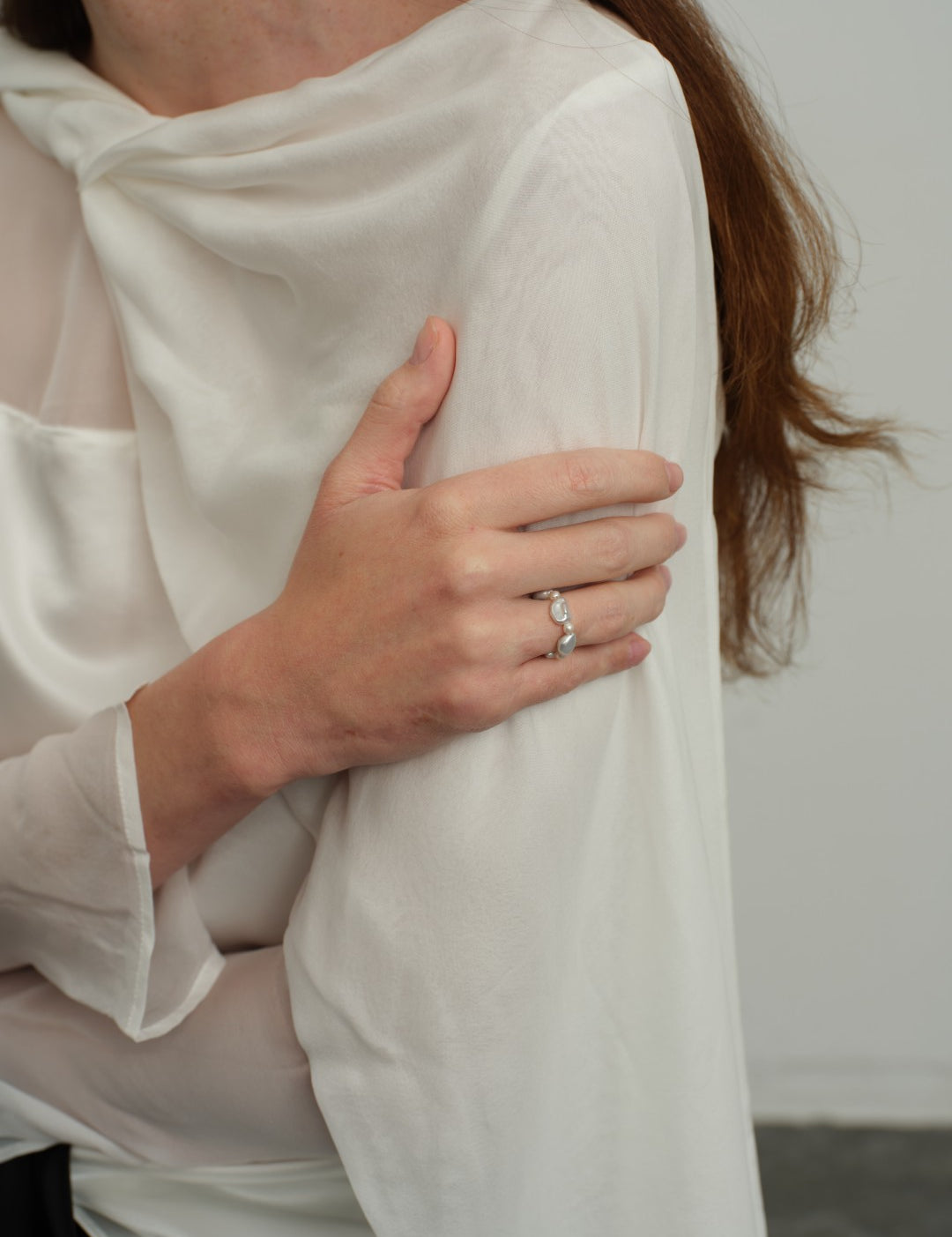 Elastic Irregular Baroque Pearl Ring-B