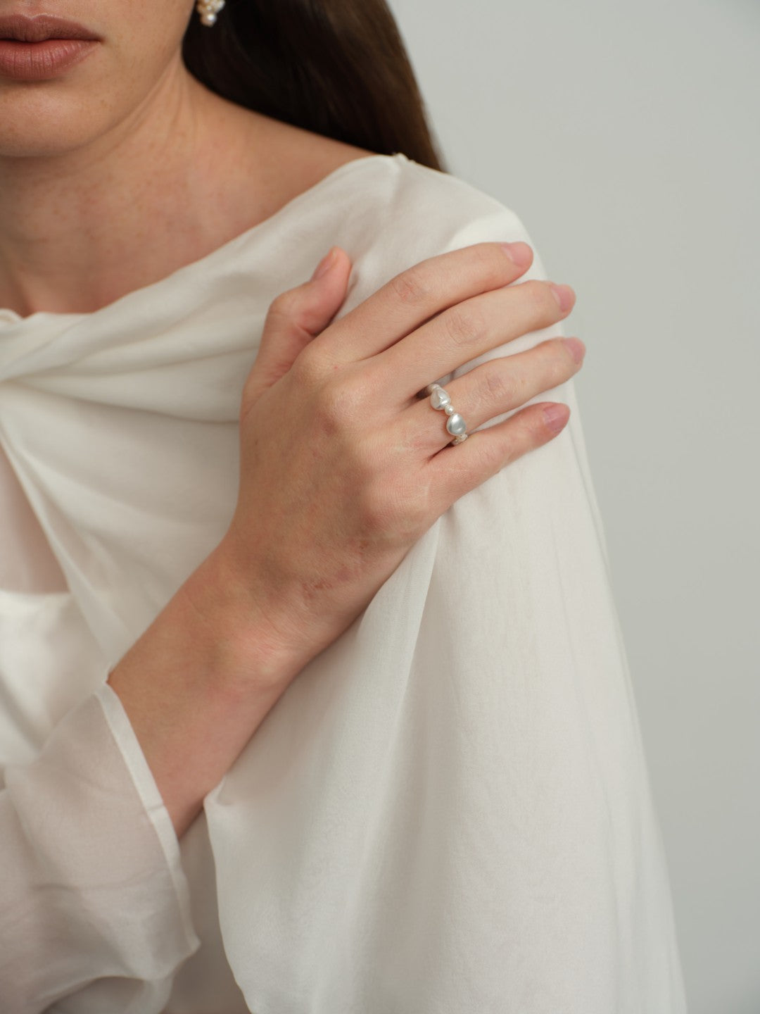 Elastic Irregular Baroque Pearl Ring-B