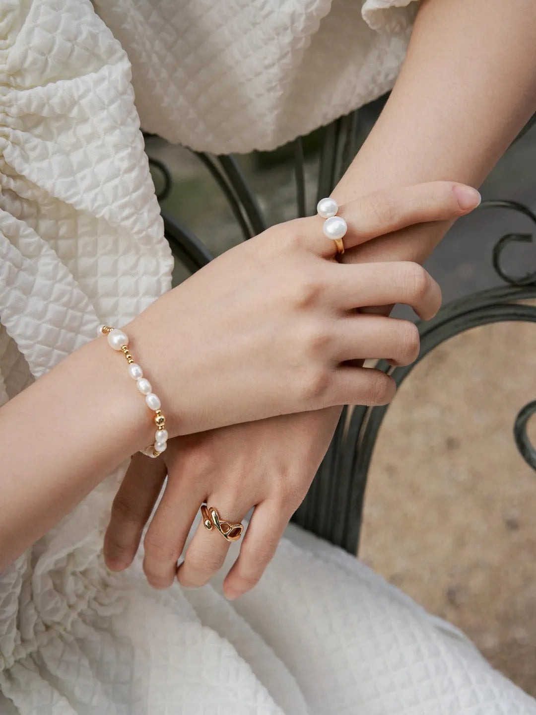 Elegant Pearl Beaded Bracelet