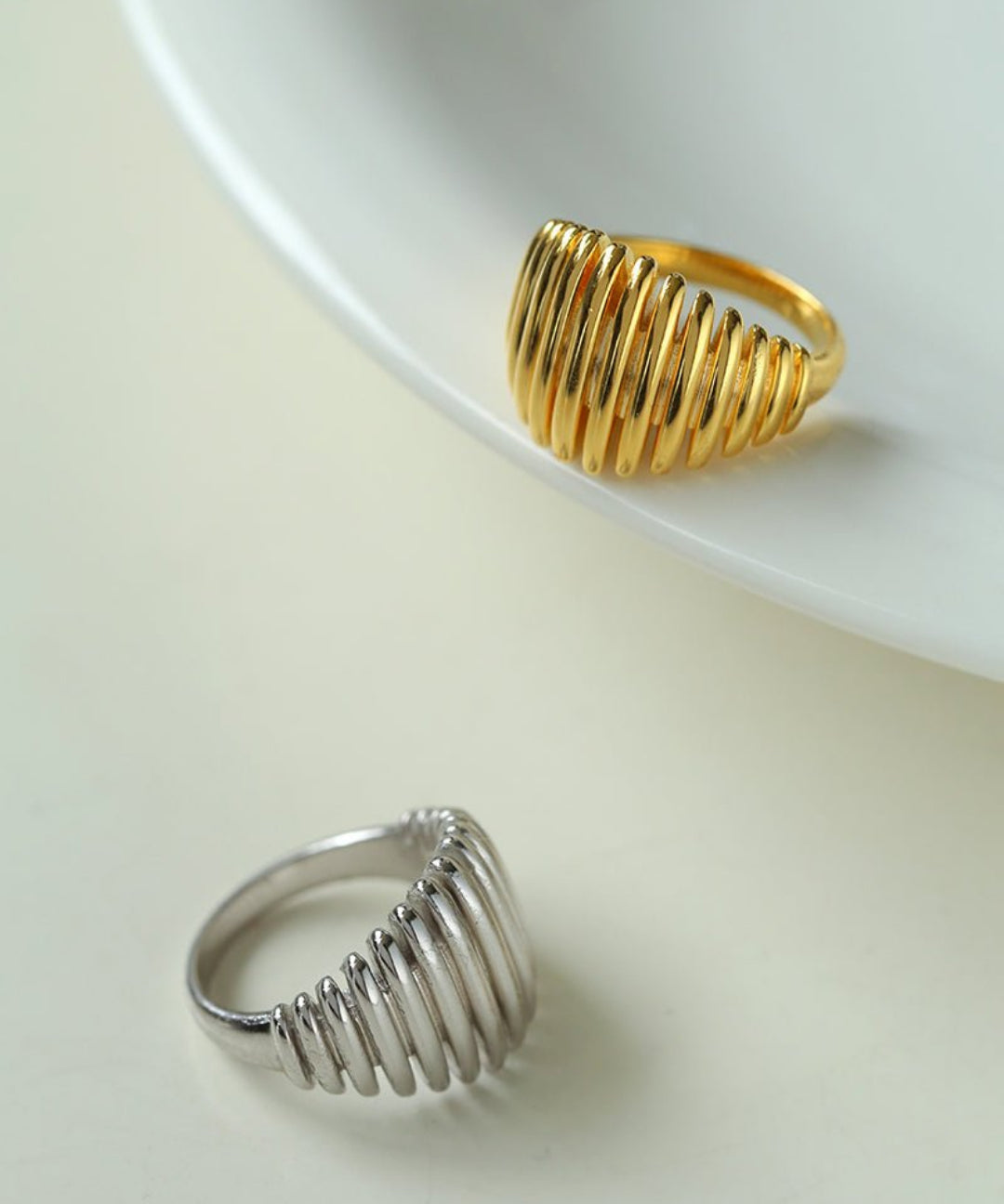 Elegant Vertical Stripe Gold Silver Ring gembea jewelry