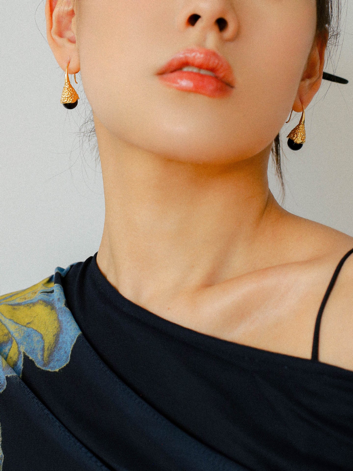 Gilded Bud Black Agate Drop Hook Earrings