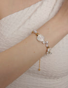 Bracelet de perle de haricots dorés baroque rond