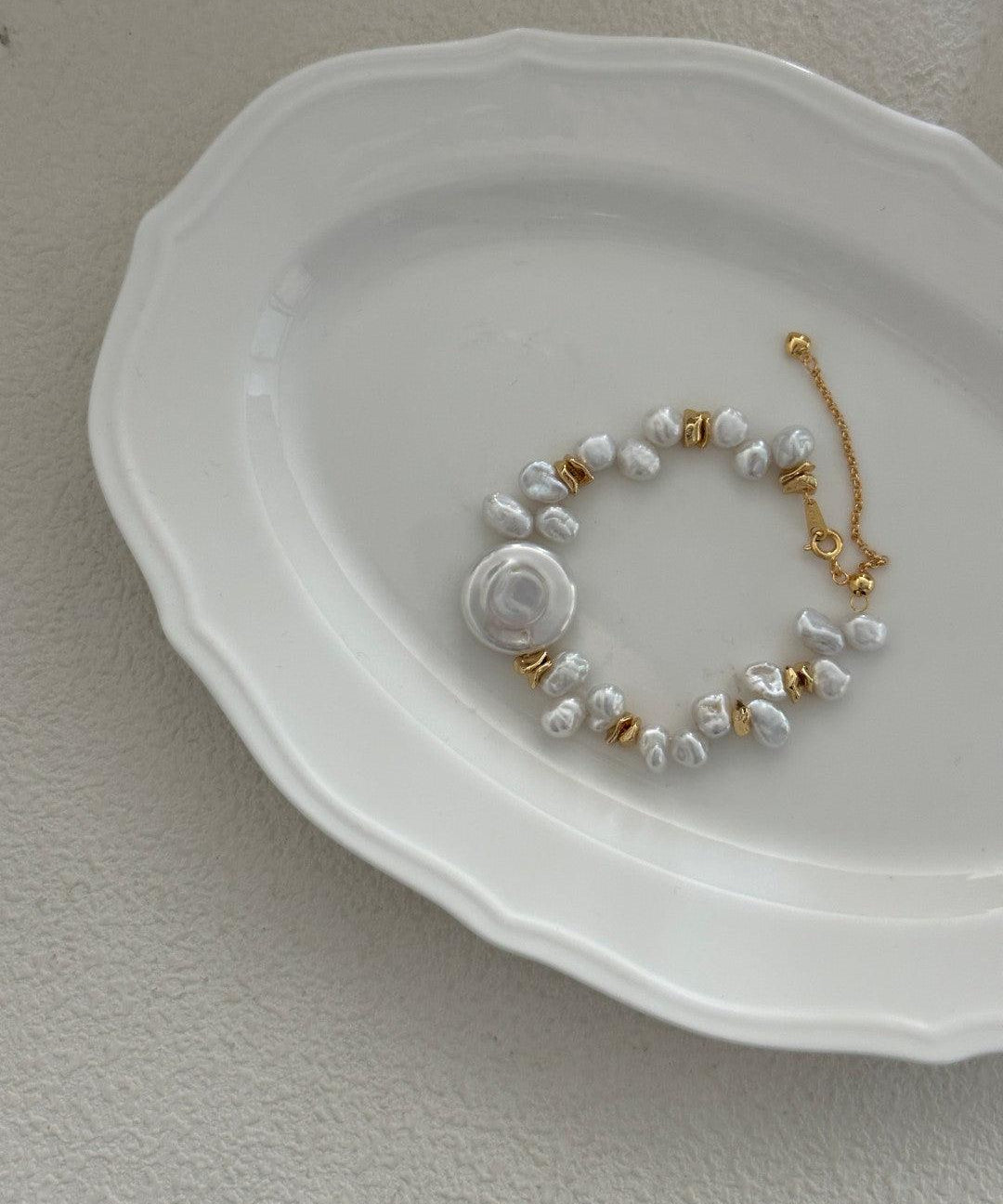 Round Baroque Gold Bean Pearl Bracelet - Gembea Jewelry
