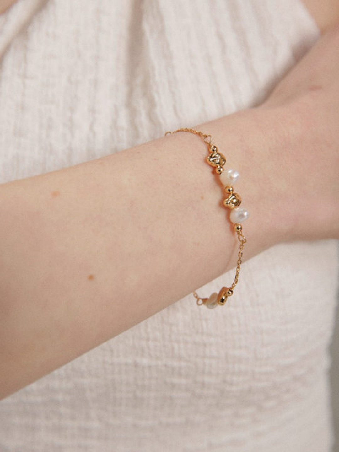 Gembea Jewelry Gold Chain Pearl Bracelet