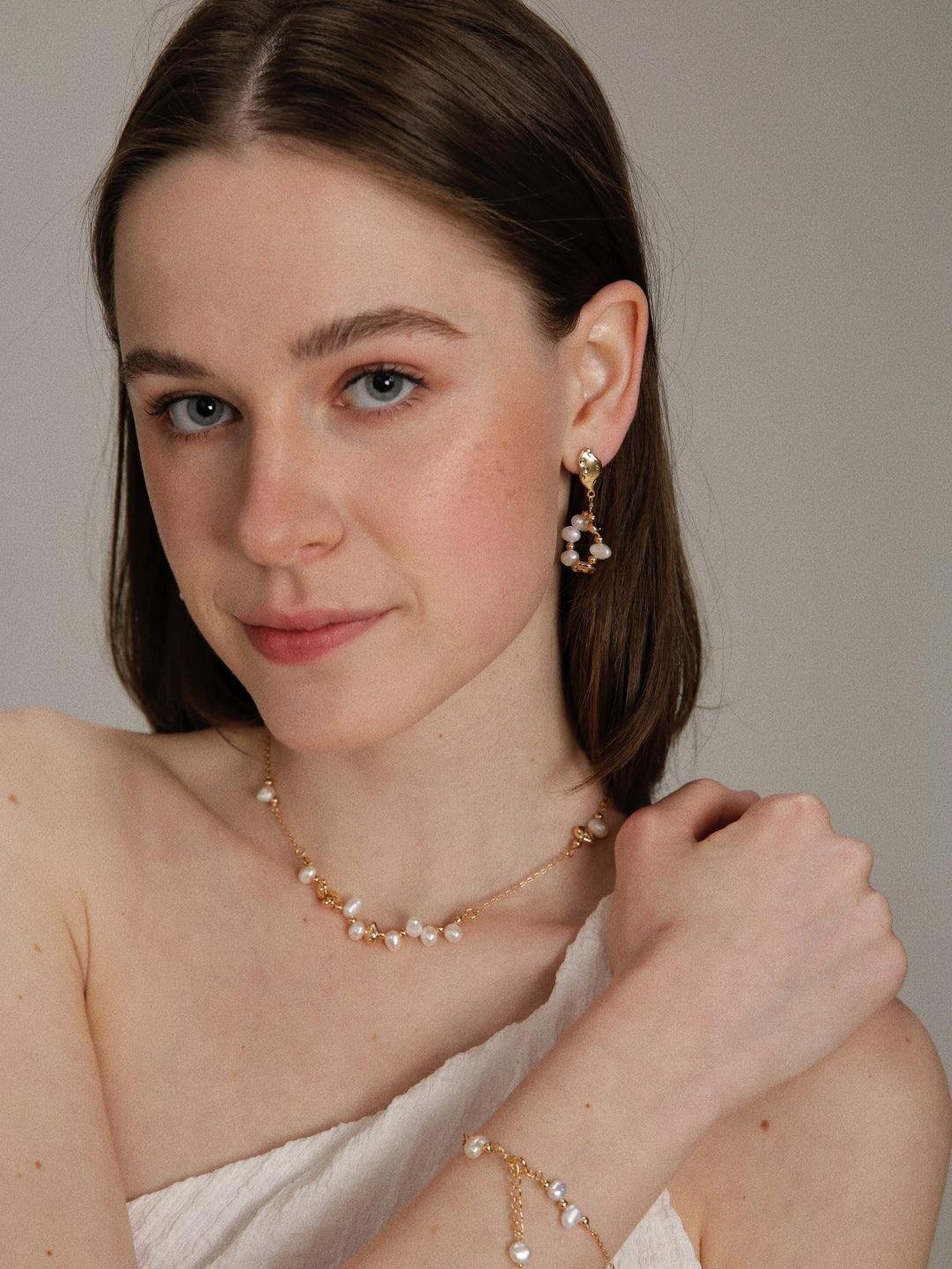 Gembea Jewelry Gold Chain Pearl Bracelet