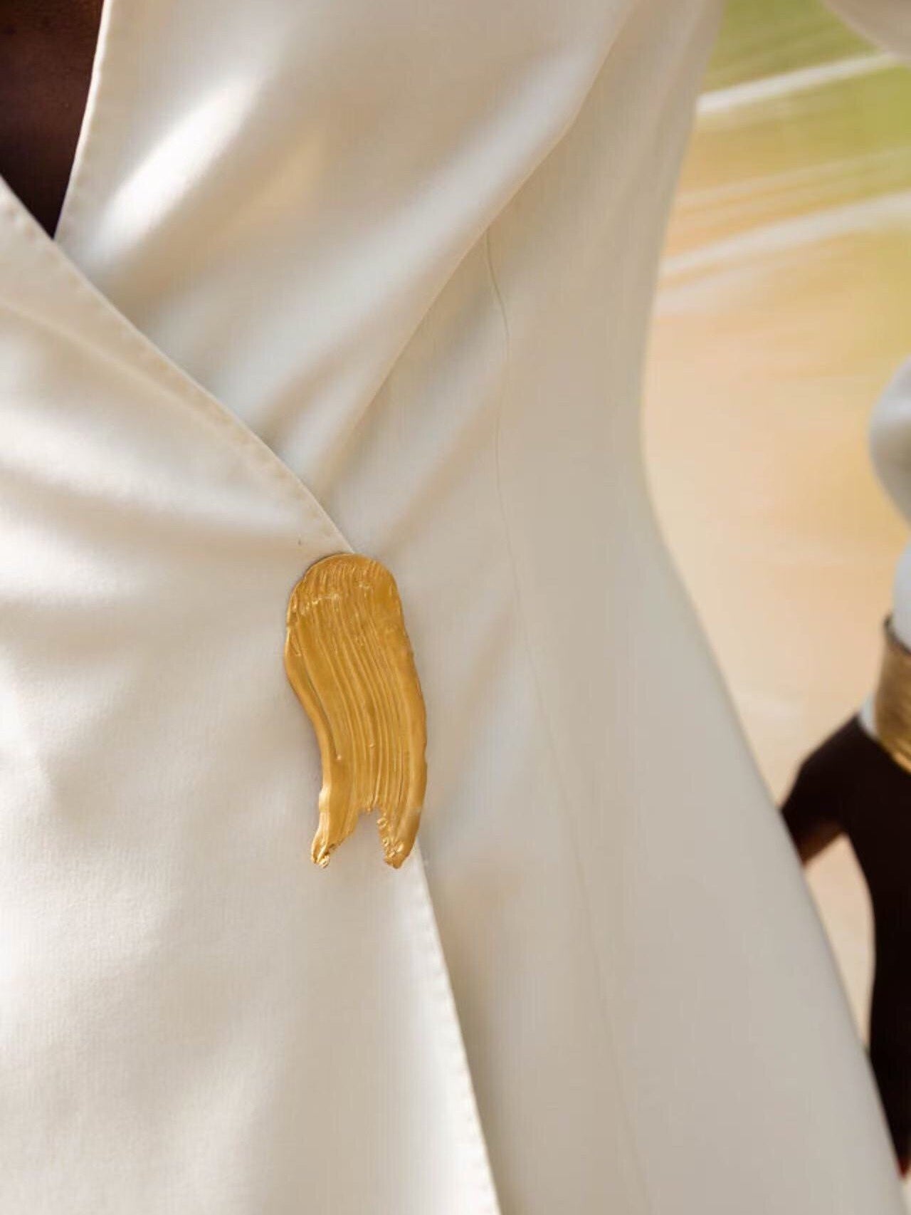 Golden Silver Oil Painting Artistic Brooch gembea jewelry