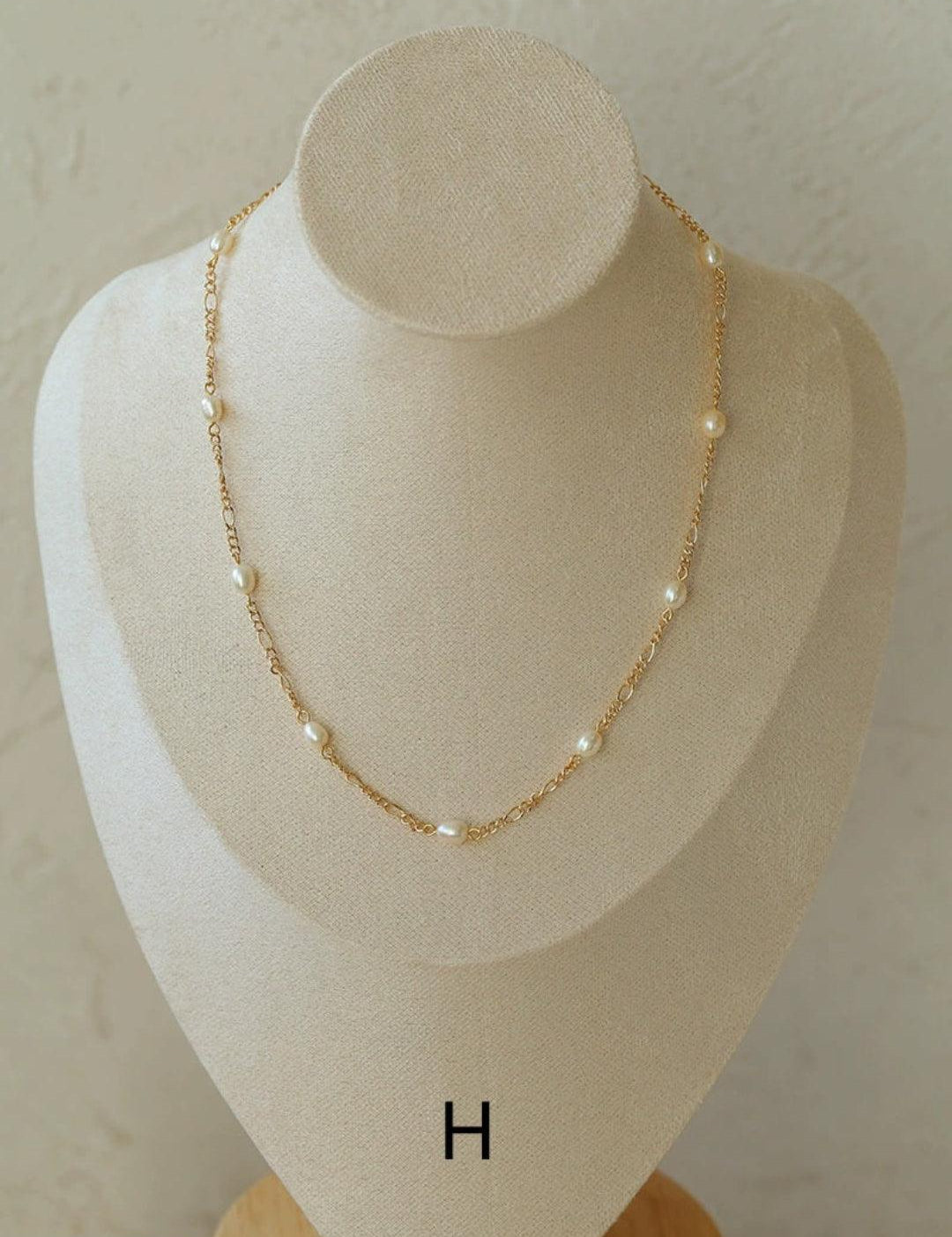 Overlay Natural Pearl Pendant Necklace - Gembea Jewelry