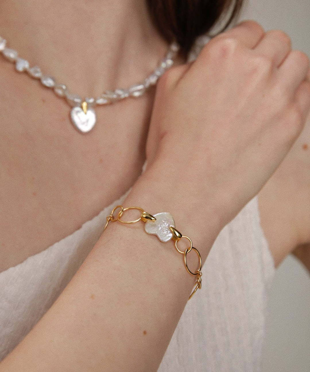 Gembea jewelry Love Baroque Small Metal Circle Bracelet