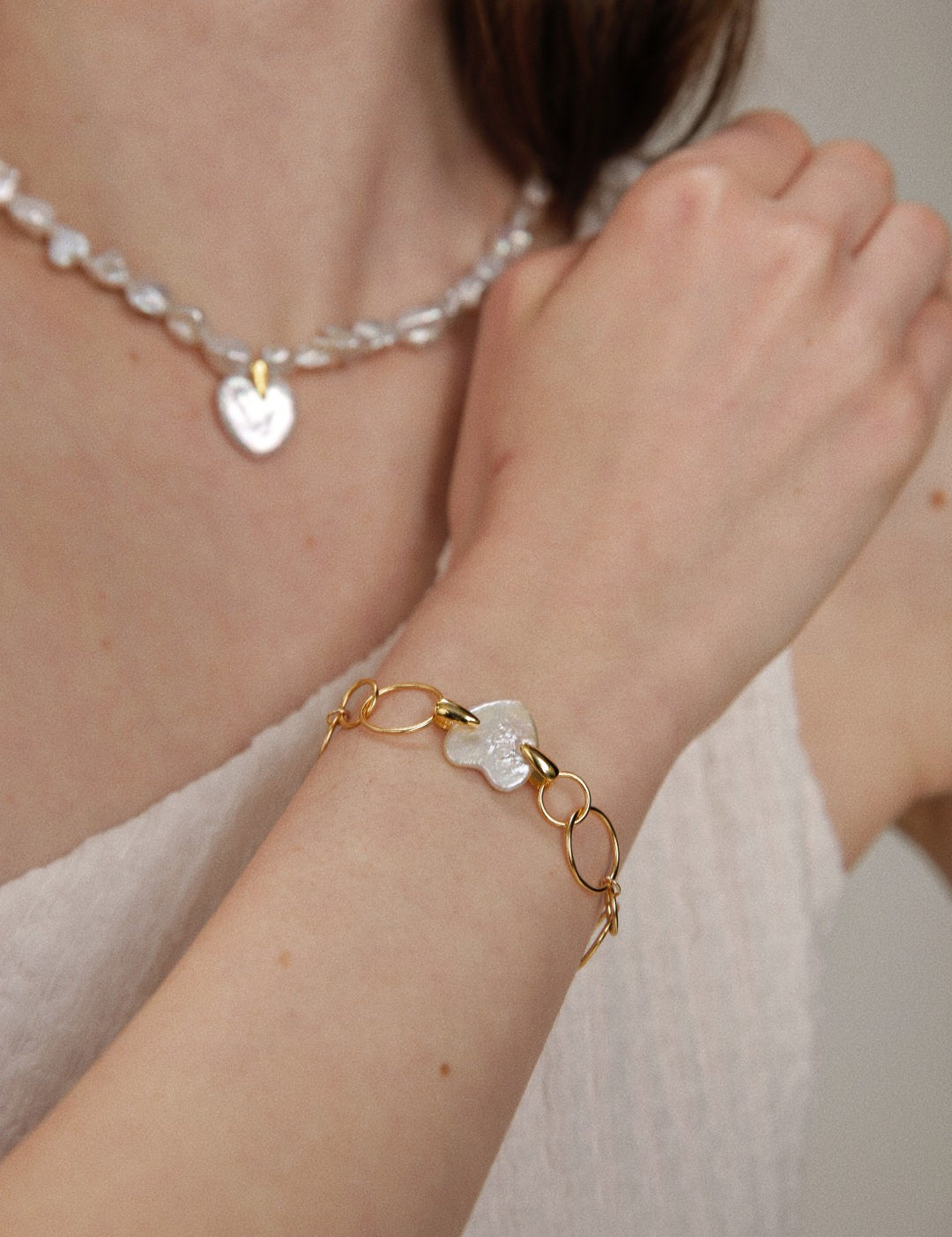 Gembea jewelry Love Baroque Small Metal Circle Bracelet