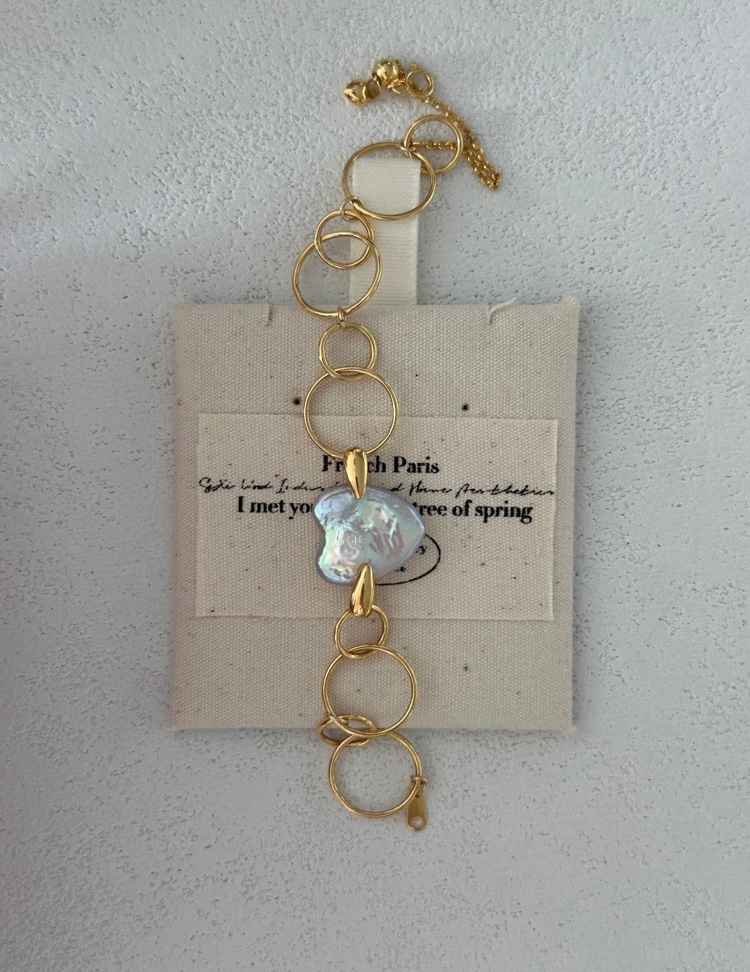 Love Baroque Small Metal Circle Bracelet - Gembea Jewelry