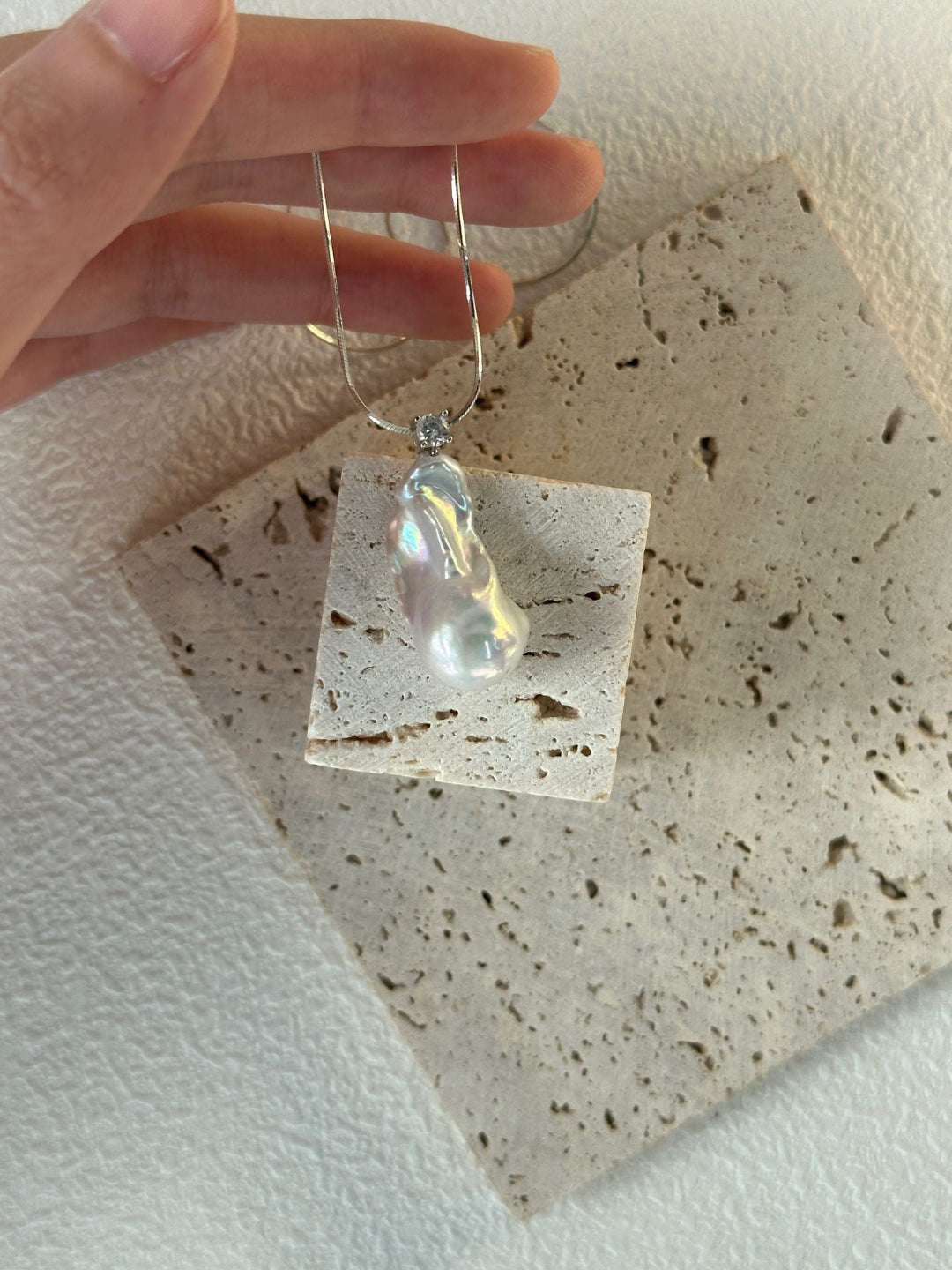 Baroque Pendant Chain Necklace