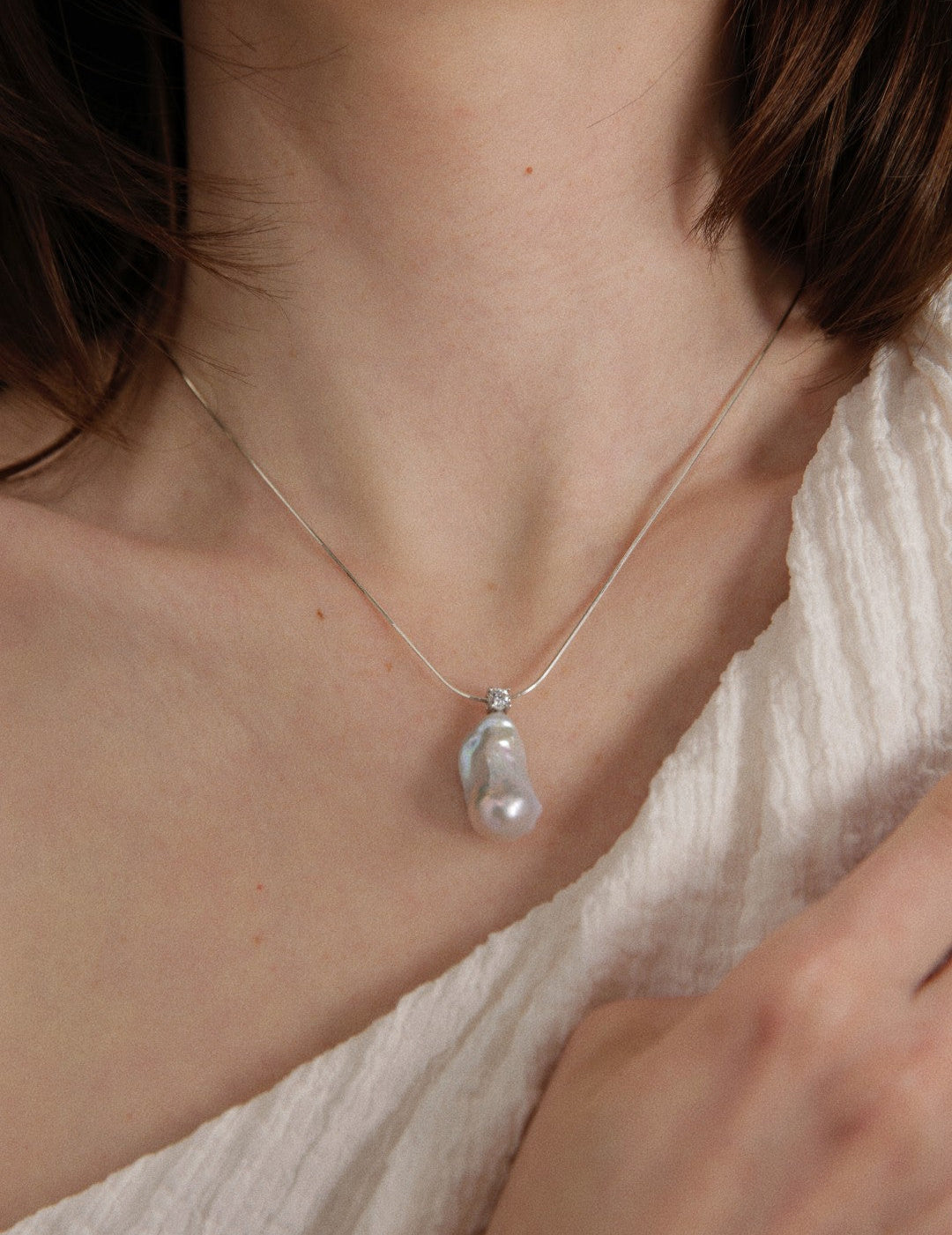 Gembea Jewelry Baroque Pendant Chain Necklace