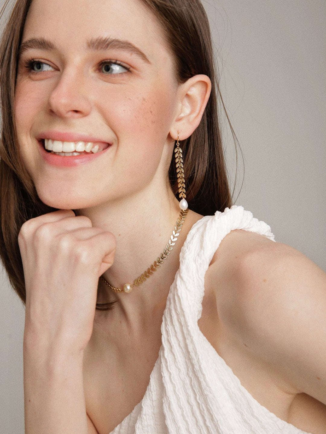 Gembea Jewelry Love and the City Leaf Pearl Earrings