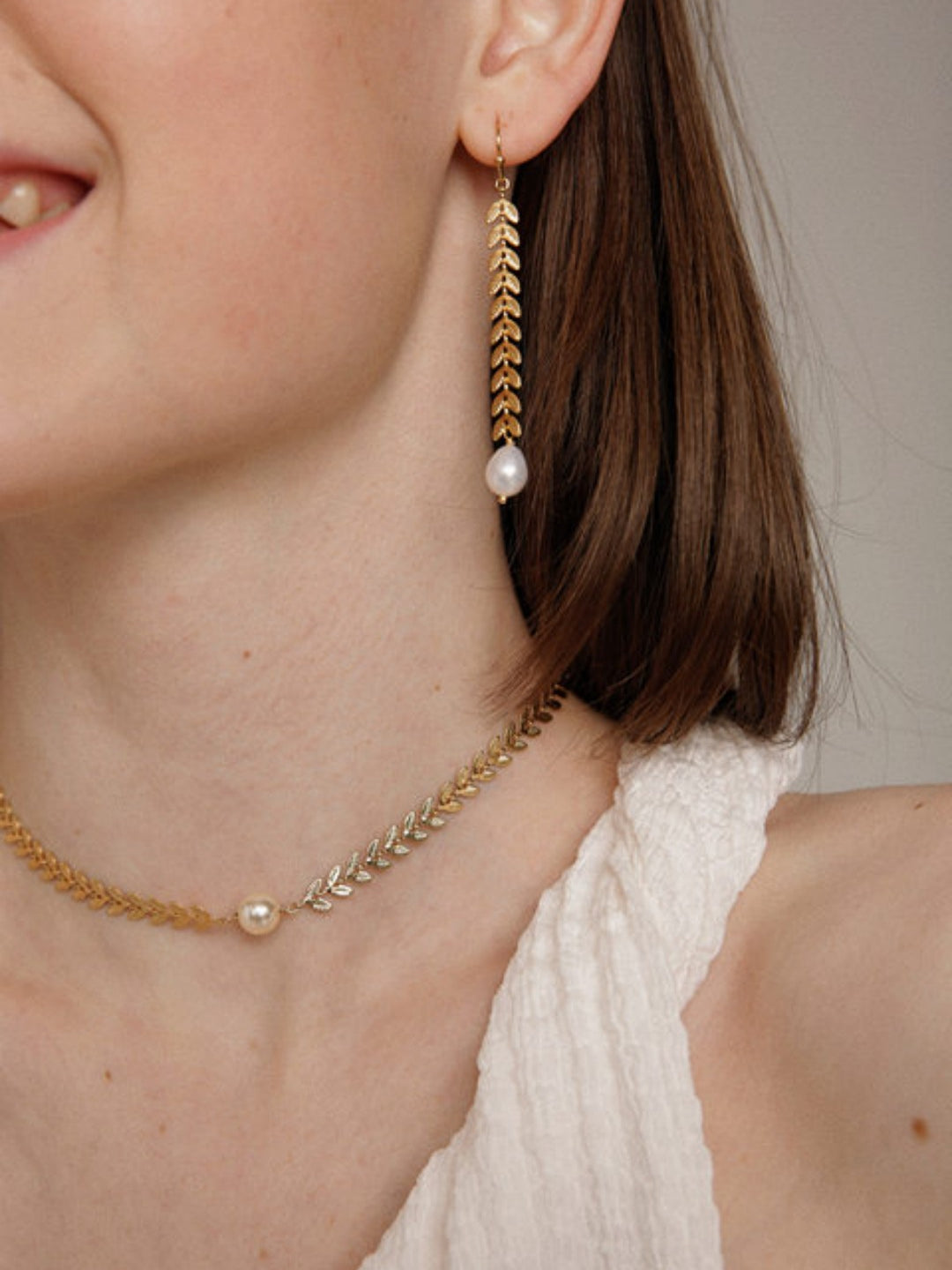 Gembea Jewelry Love and the City Leaf Pearl Earrings