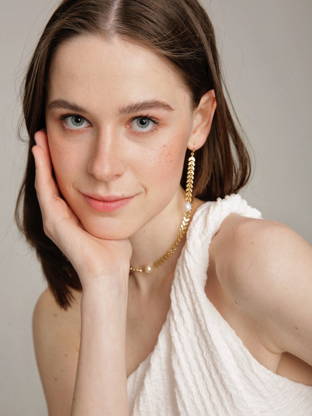 Gembea Jewelry Love and the City Leaf Pearl Earrings