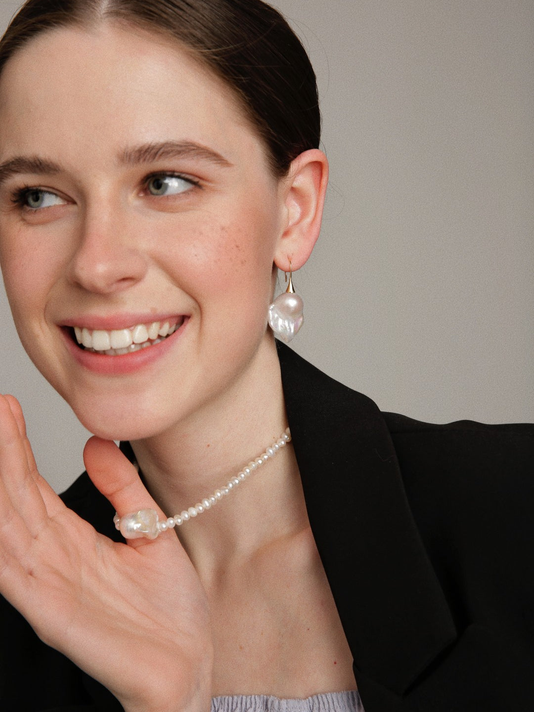 Gembea Jewelry Baroque Pearl Beaded Necklace