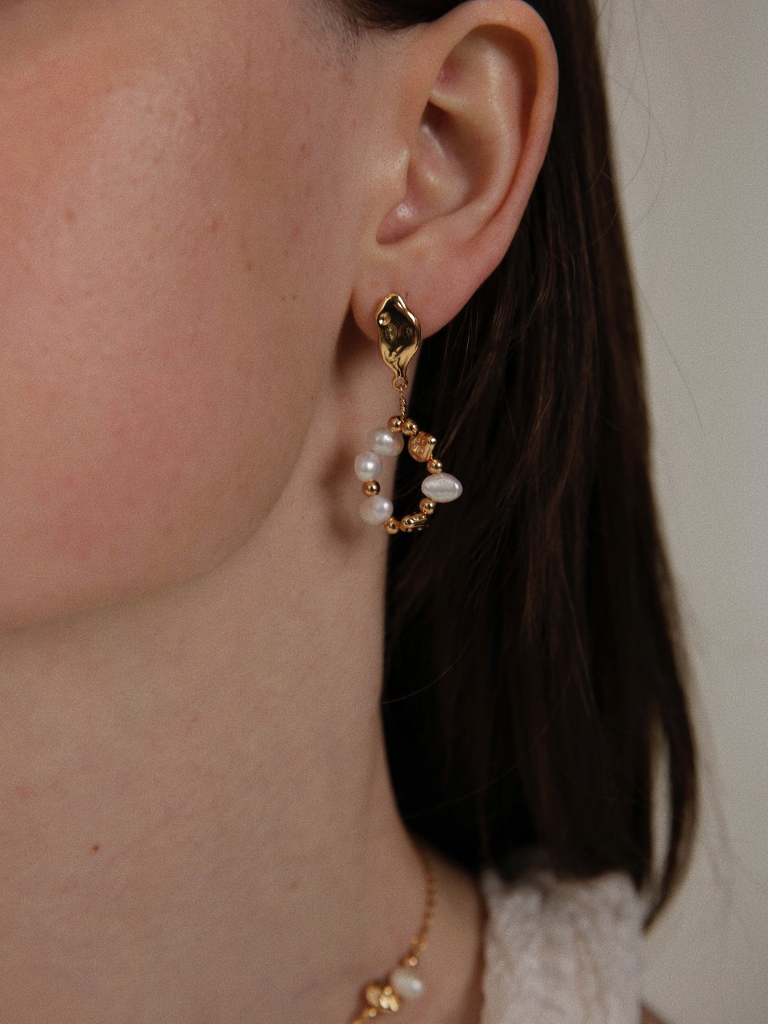 Gembea Jewelry Pearl Circle Drop Earrings