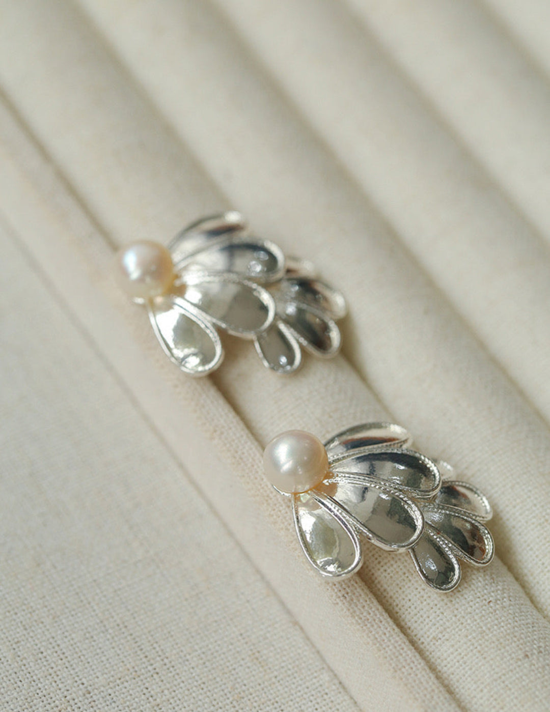 Elegant Natural Pearl Double Silver Flower Stud Earrings