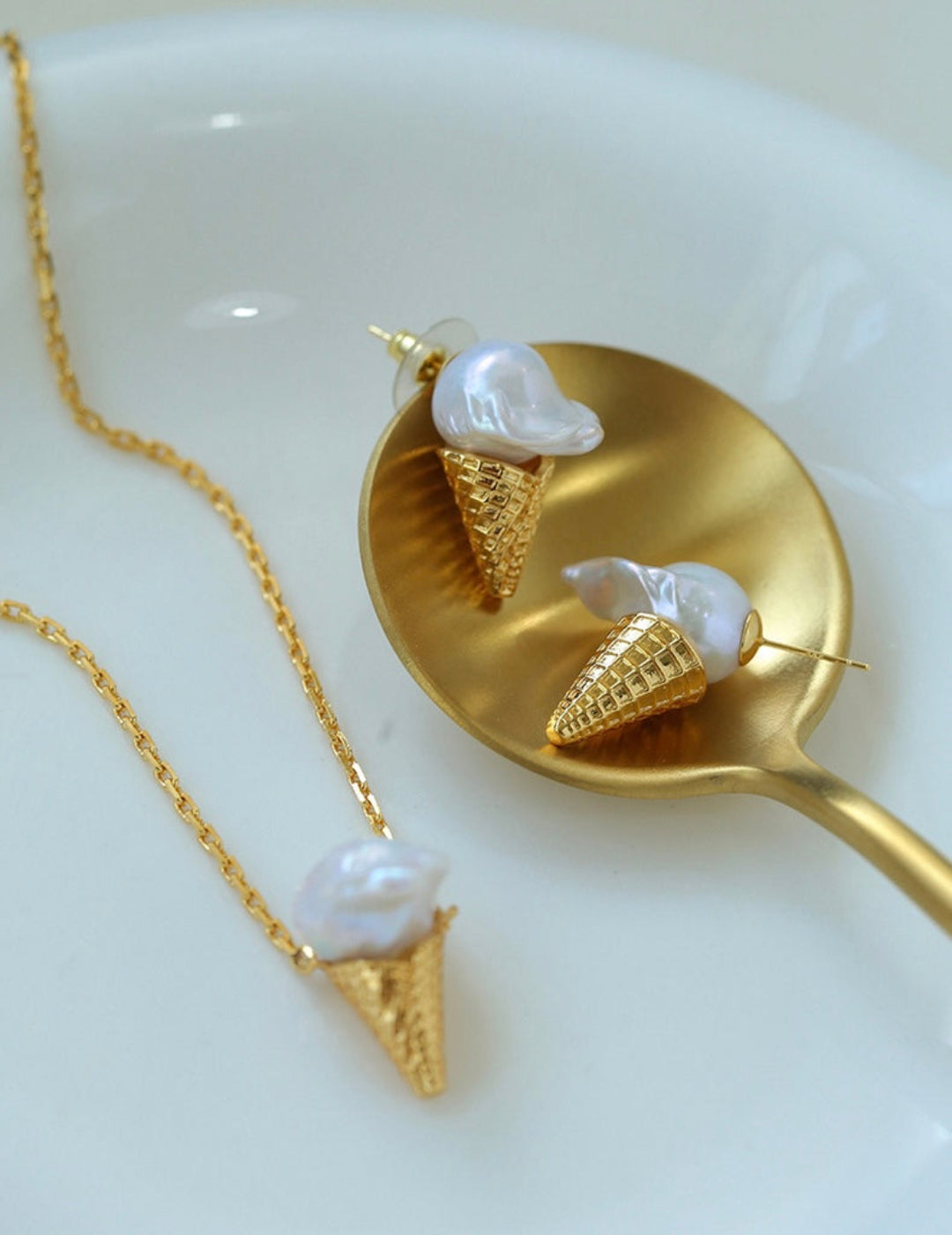 Natural Baroque pearl ice cream cone Earrings